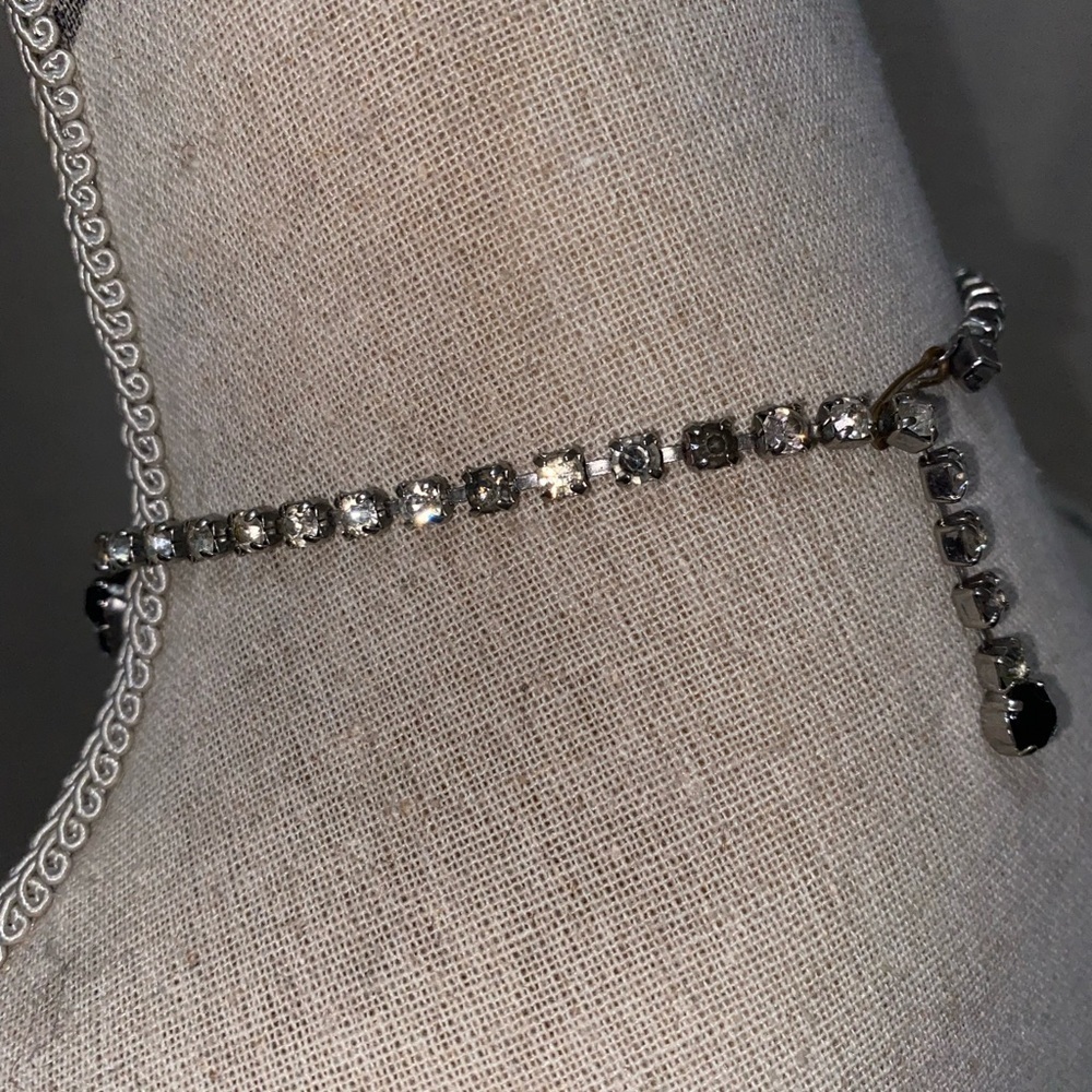 Black and crystal vintage necklace - Picture 4 of 5